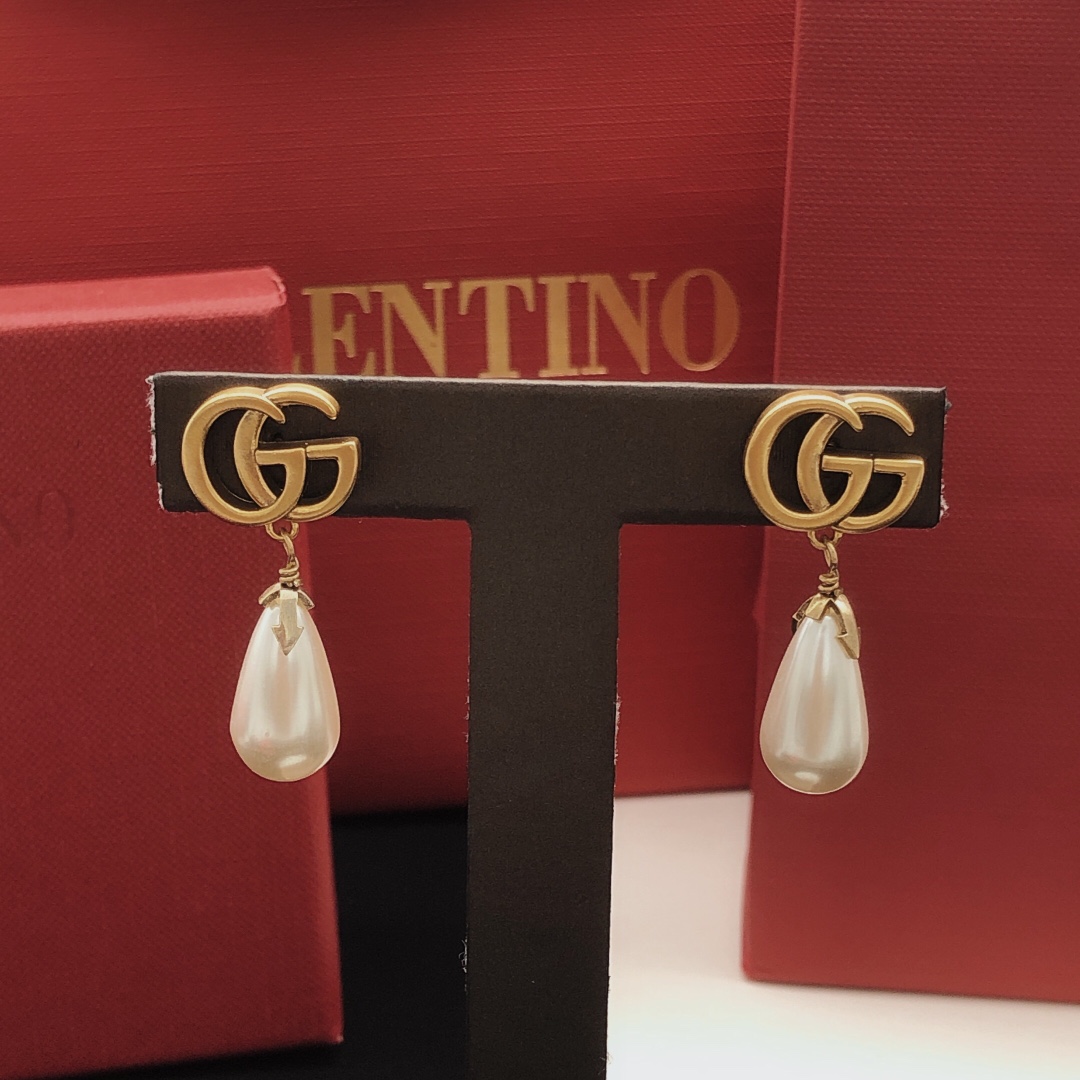 グッチ GUCCI エレガント ピアス イヤリング レディース