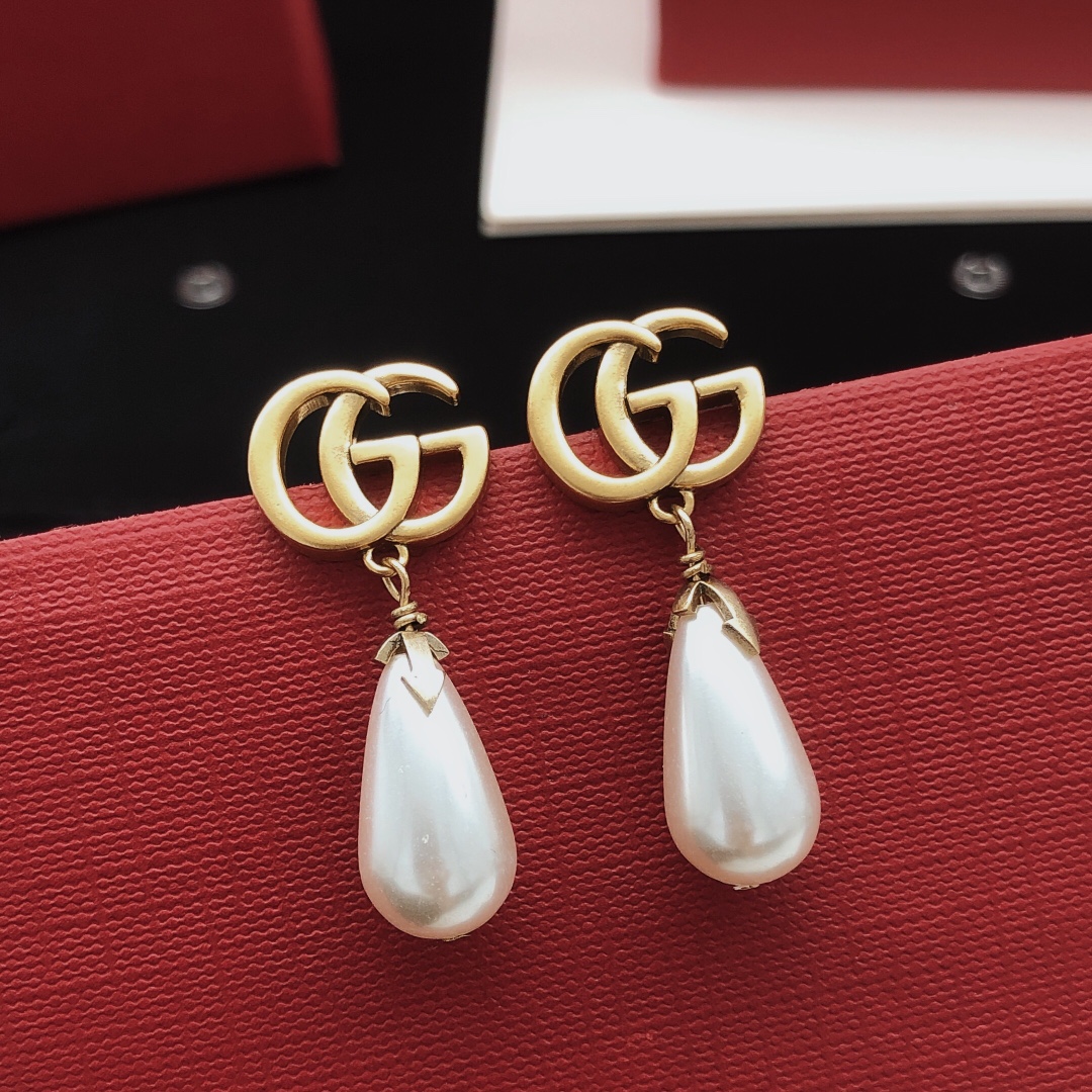 グッチ GUCCI エレガント ピアス イヤリング レディース