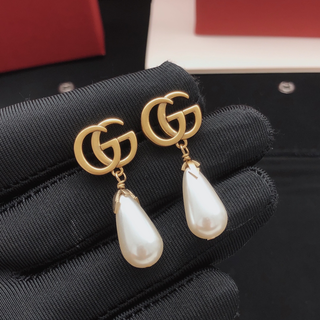 グッチ GUCCI エレガント ピアス イヤリング レディース