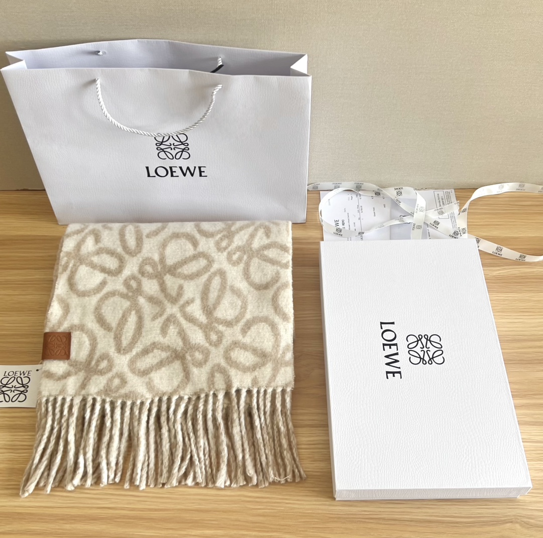 ロエベ LOEWE アナグラムリバーシブルスカーフ マフラー レディース