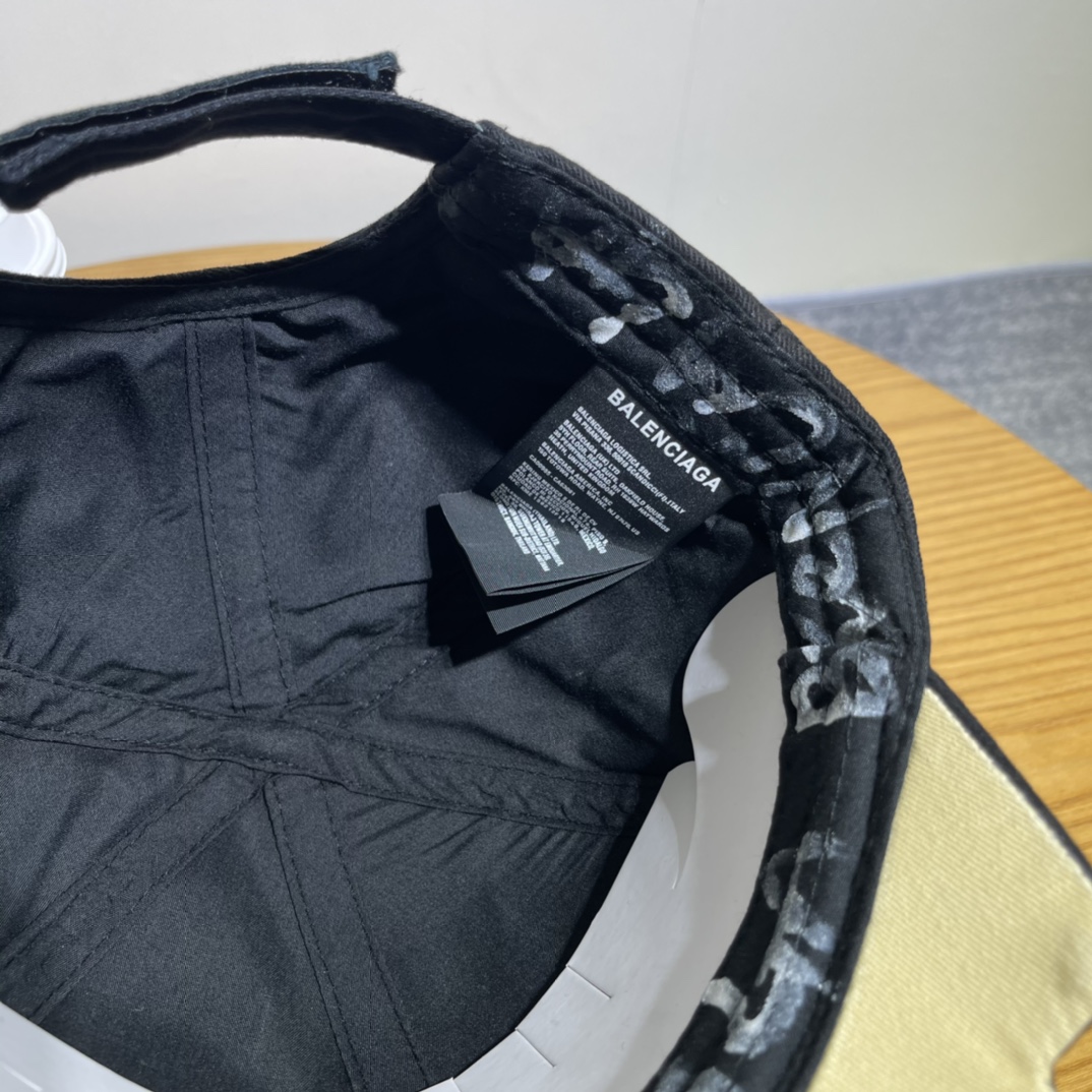 バレンシアガ Balenciaga キャップ 野球帽子 ブラック メンズ＆レディース