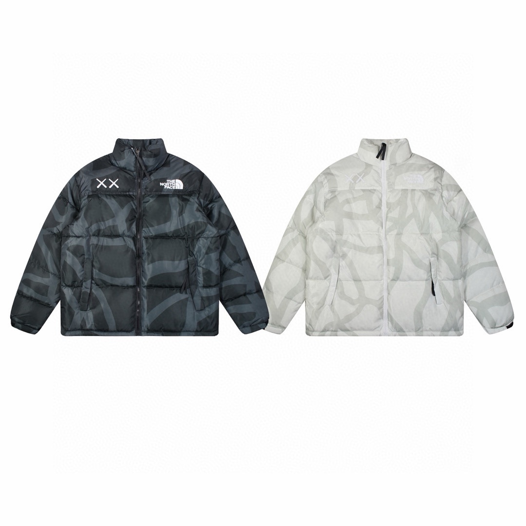 ザ・ノース・フェイス THE NORTH FACE× KAWS レトロ 1996 ダウンジャケット メンズ
