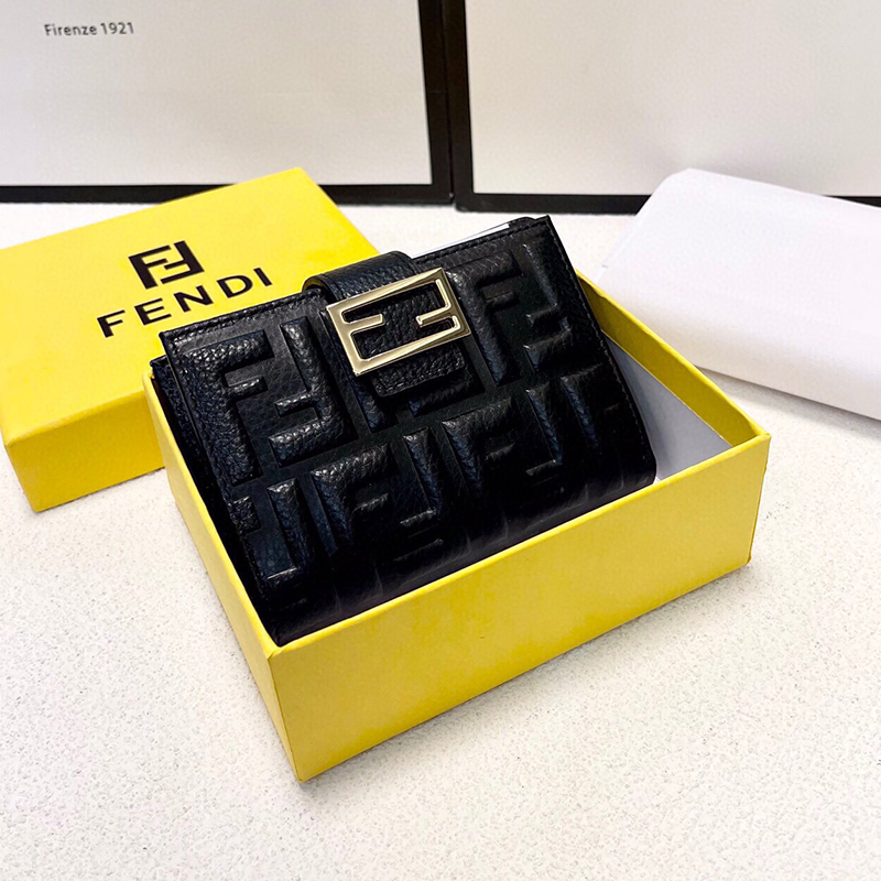 フェンディ FENDI 折財布 レディース 二つ折り財布