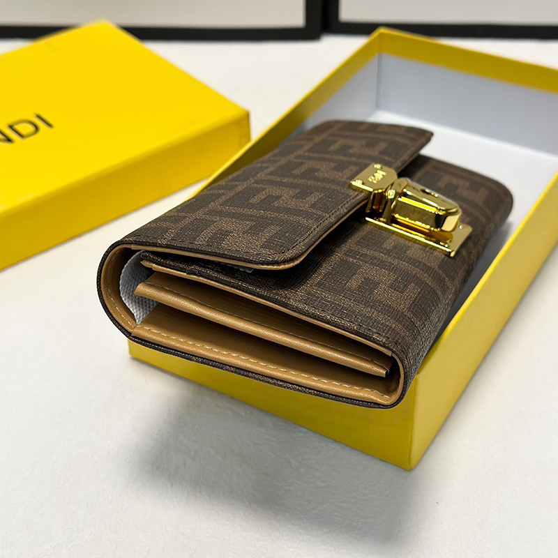 フェンディ FENDI 長財布 レディース オシャレ レザー ブラウン系
