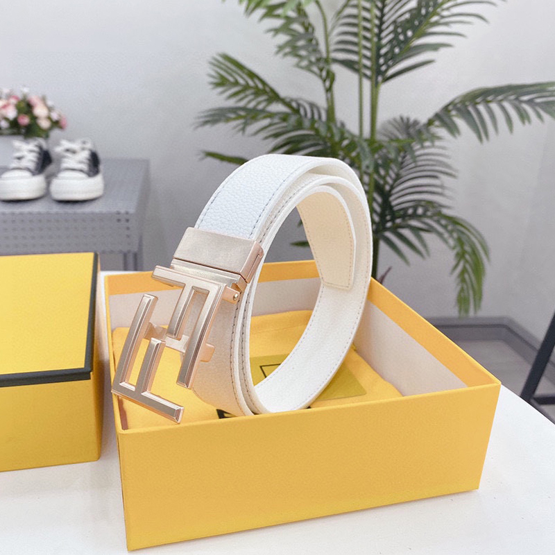 フェンディ FENDI FFロゴバックル留め レディース ベルト 幅3.4cm