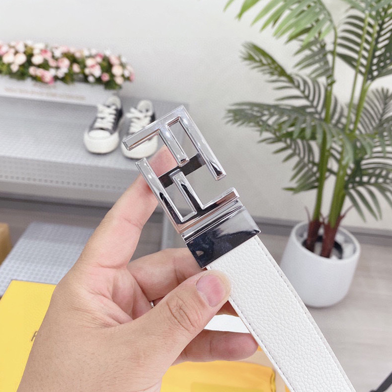 フェンディ FENDI FFロゴバックル留め レディース ベルト 幅3.4cm