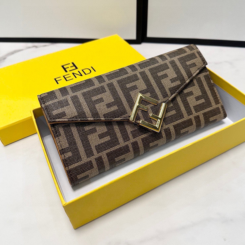 フェンディ FENDI 長財布 フラップ式長財布 かぶせ 小銭入れ付き レザー レディース 