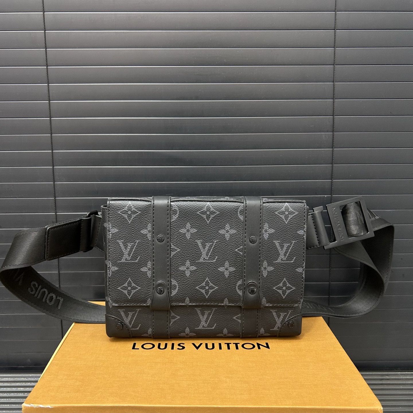 ルイヴィトン Louis Vuitton トランク ショルダーバック メッセンジャーバッグ メンズ