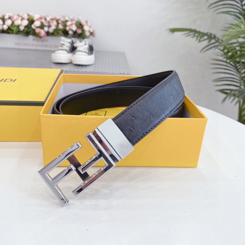 フェンディ FENDI FFロゴバックル留め レディース ベルト