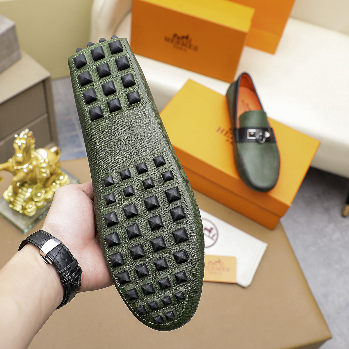 エルメス HERMES リベット底 ローファー シューズ 柔らかい革靴  メンズ