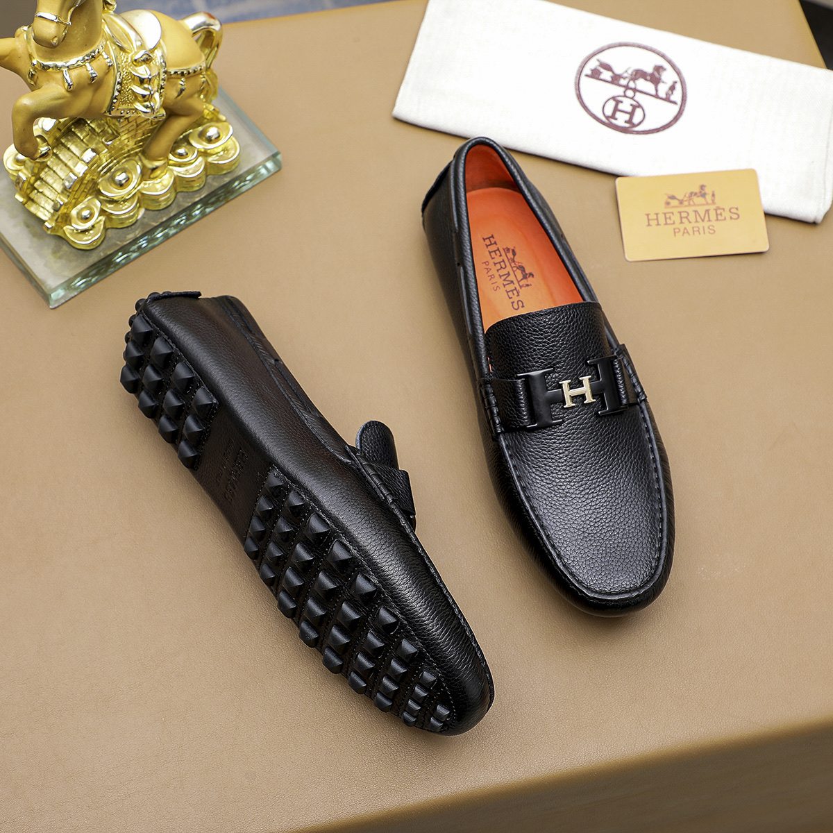 エルメス HERMES お洒落なメンズに ローファー シューズ 革靴 