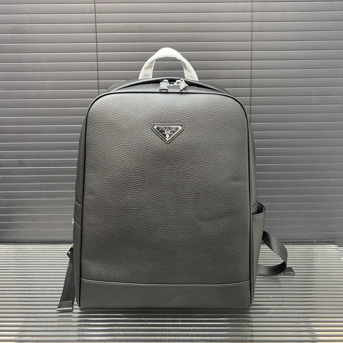 プラダ PRADA リュック バックパック 定番 メンズ
