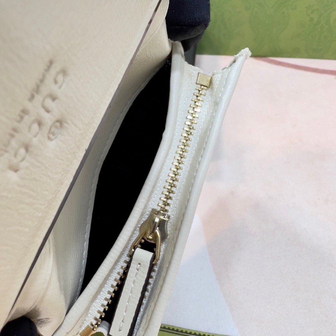 グッチ GUCCI 折財布 ミニ財布 2色 レディース