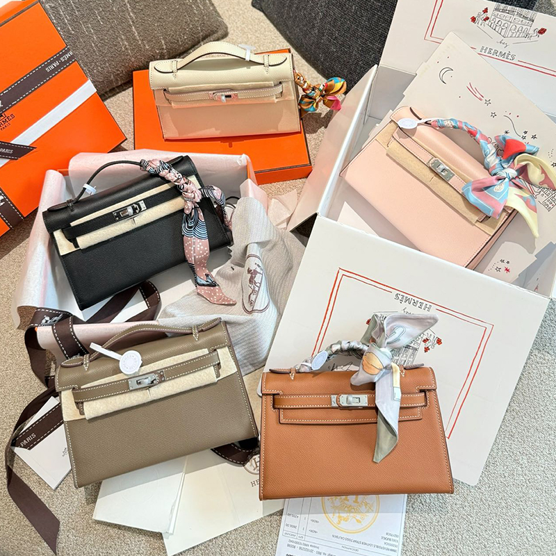 エルメス Kelly22 ケリーポシェットハンドバッグ リボン付き レディース