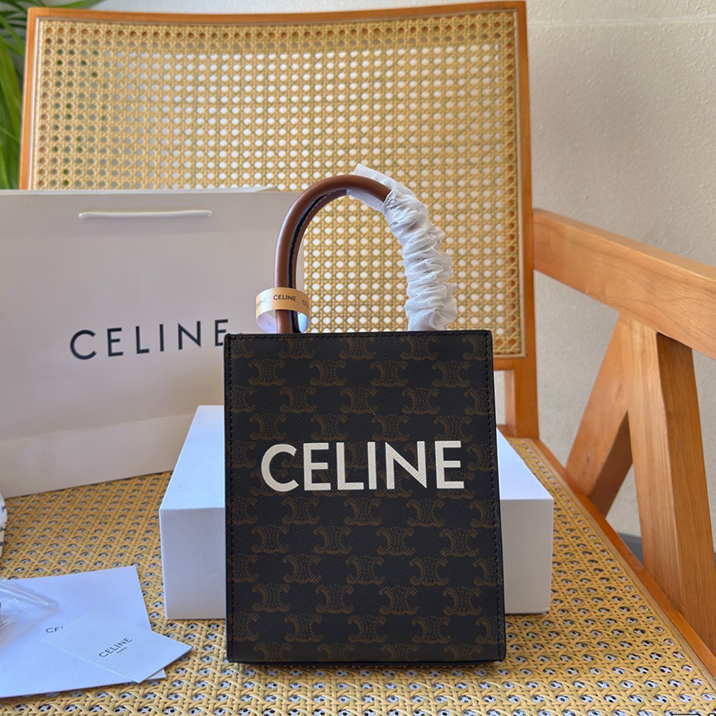 セリーヌ CELINE トリオンフ キャンバス 斜め掛け ショルダーバッグ レディース