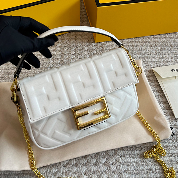フェンディ FENDI ショルダーバッグ ハンドバッグ レディース 2WAY