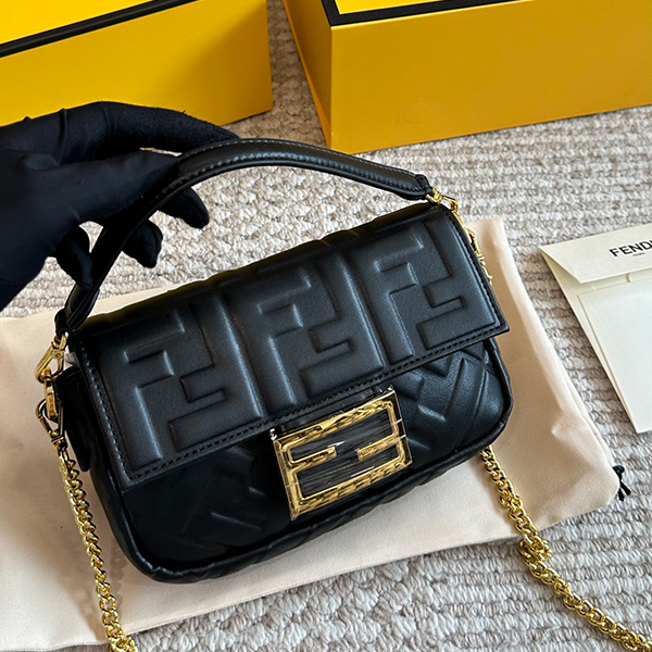フェンディ FENDI ショルダーバッグ ハンドバッグ レディース 2WAY