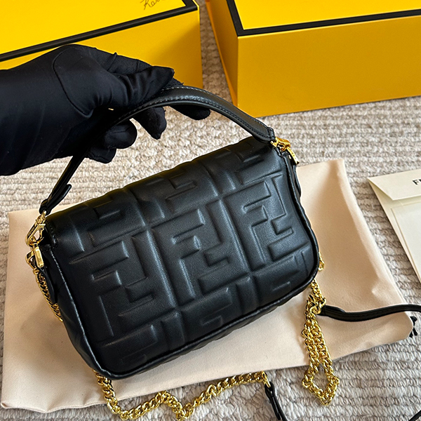 フェンディ FENDI ショルダーバッグ ハンドバッグ レディース 2WAY