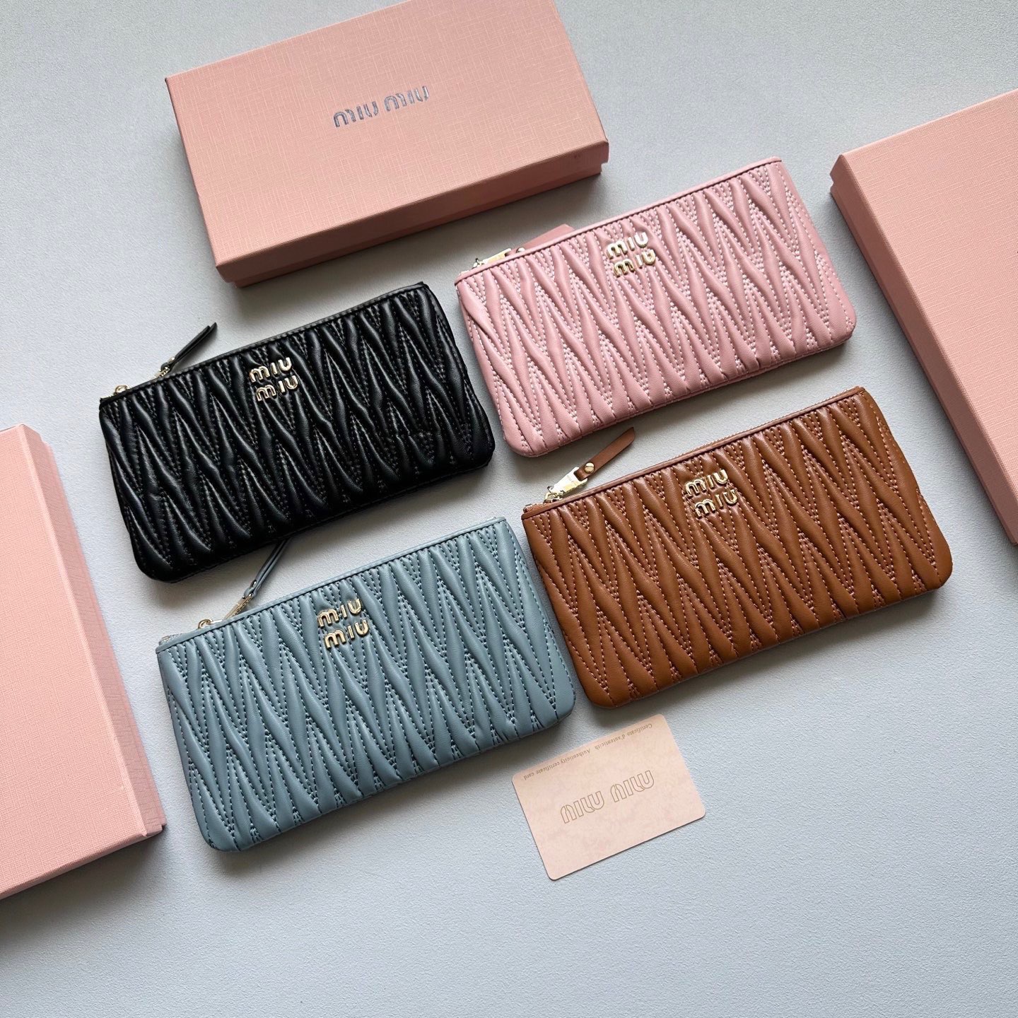 ミュウミュウ MIUMIU 4色 長財布 レディース