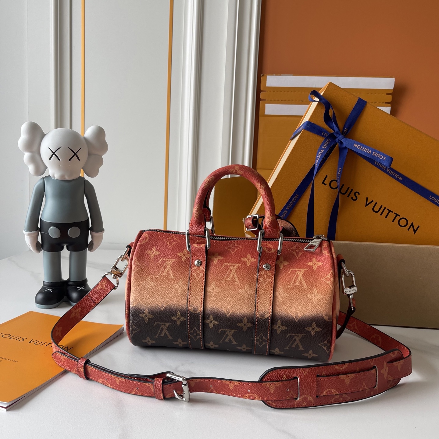 ルイヴィトン LOUIS VUITTON 新作*LV*キーポール 25 グリーンモノグラム ハンドバッグ M26930 メンズ