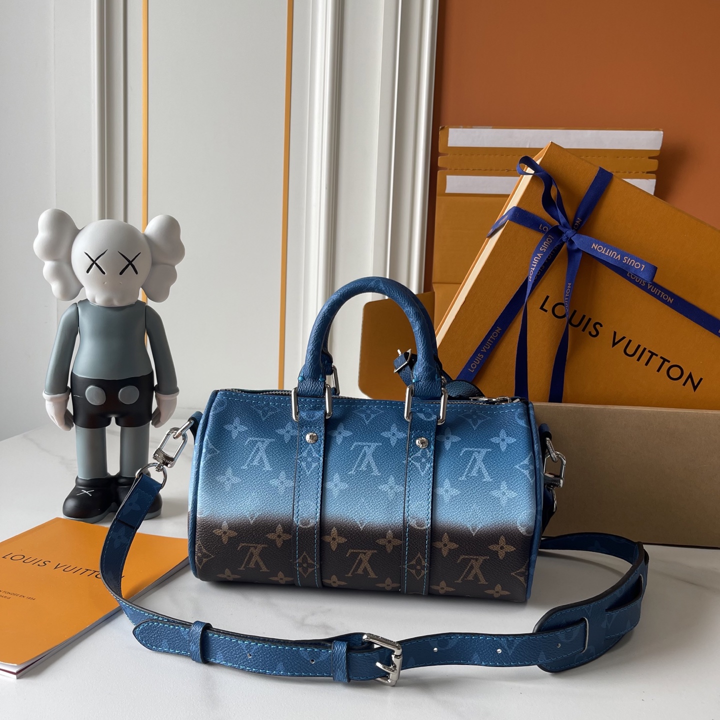 ルイヴィトン LOUIS VUITTON 新作*LV*キーポール 25 グリーンモノグラム ハンドバッグ M26930 メンズ