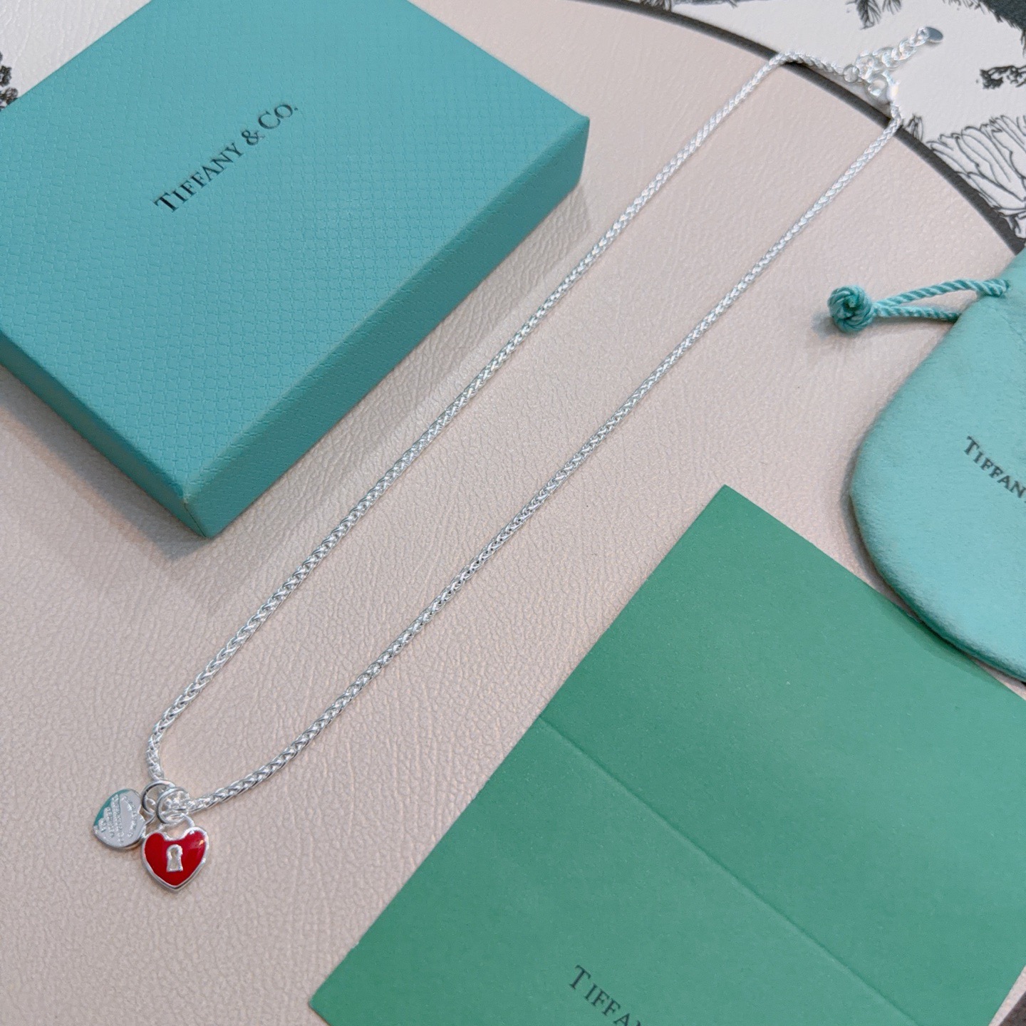 ティファニー Tiffany&Co. ペンダント ネックレス ダブルハート ギフトにも レディース