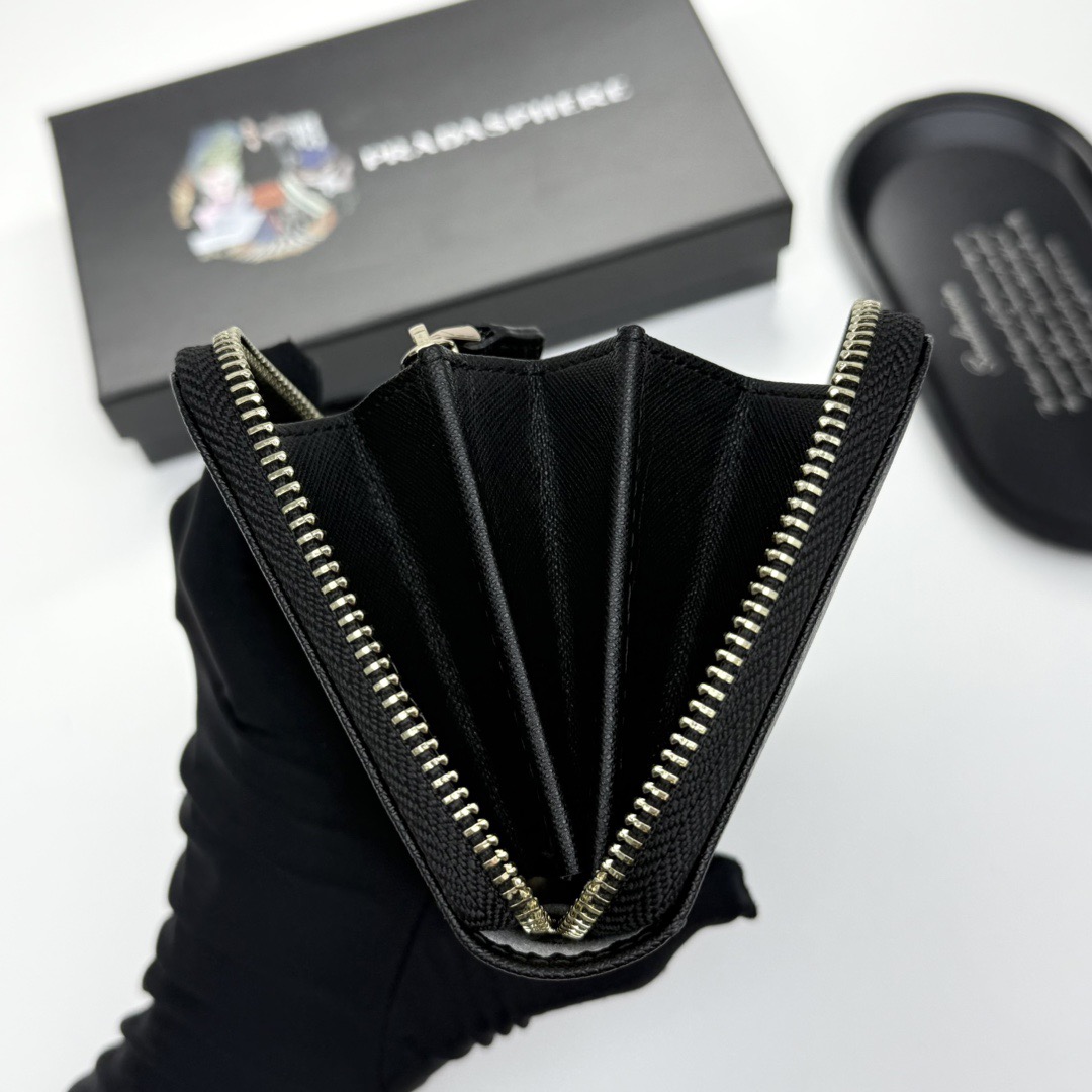 プラダ PRADA サフィアーノマルチカラー ジップアラウンド長財布 メンズ