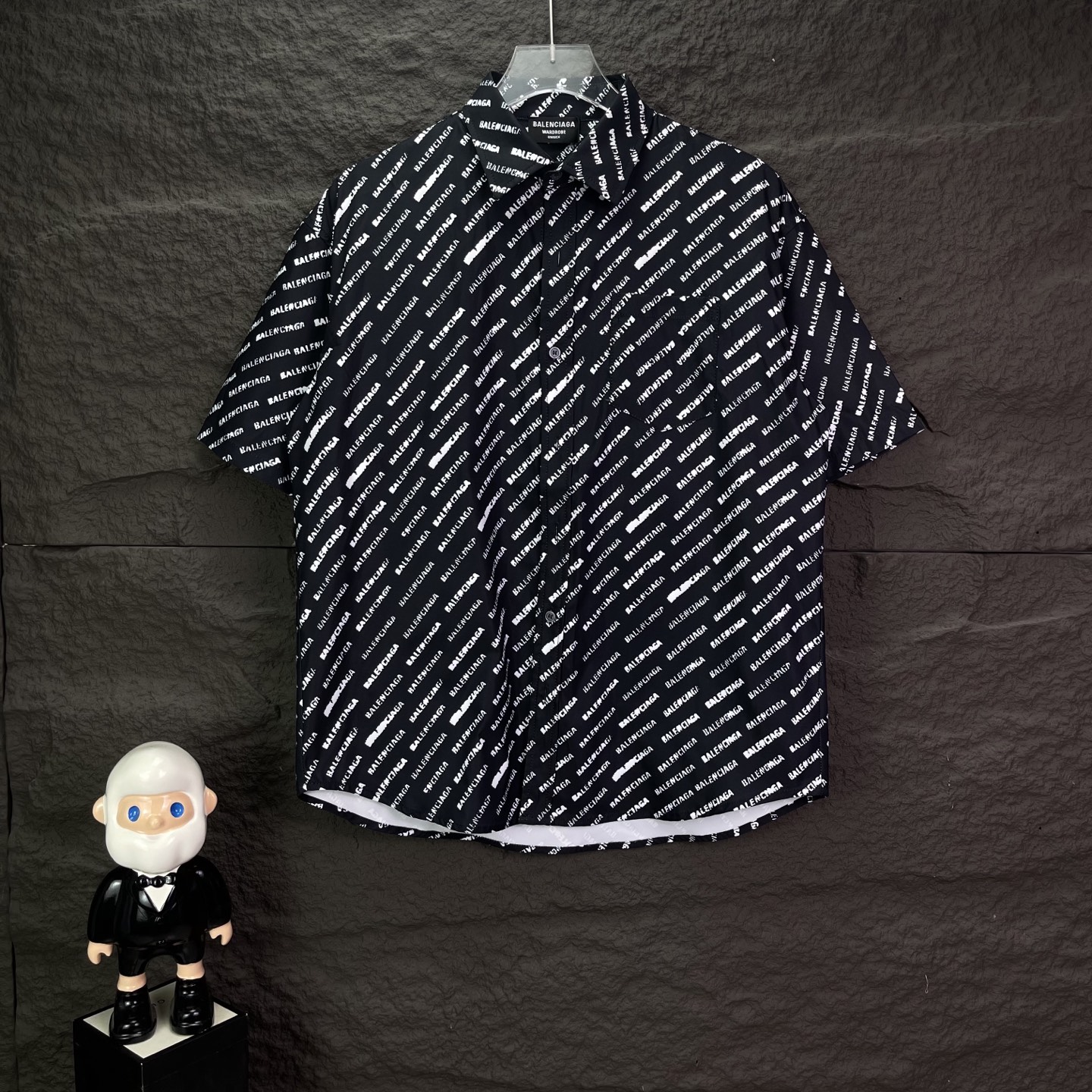 バレンシアガ Balenciaga 半袖 シャツ ロゴ入り 2色 メンズ