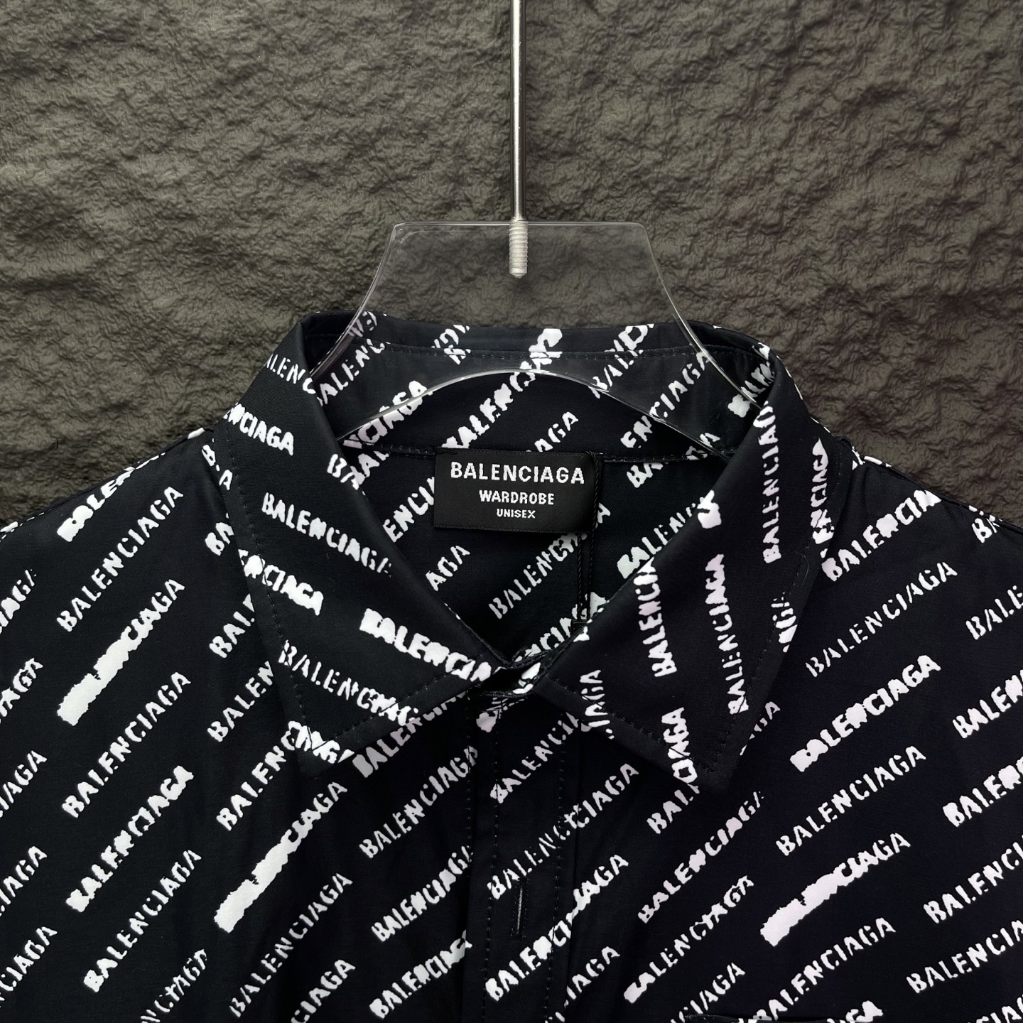 バレンシアガ Balenciaga 半袖 シャツ ロゴ入り 2色 メンズ