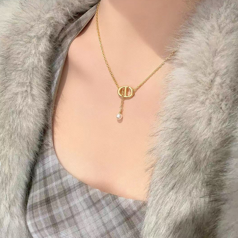 ディオール Dior 胸元華やか CDシグネチャー ネックレス レディース