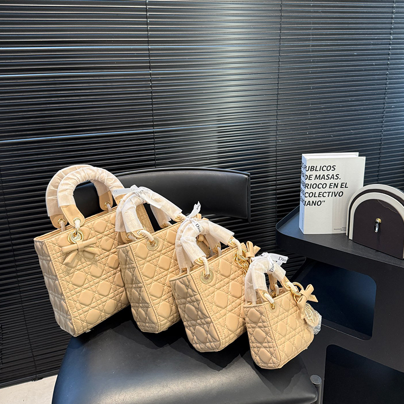 ディオール dior  マイクロバッグ ショルダーバッグ レディース