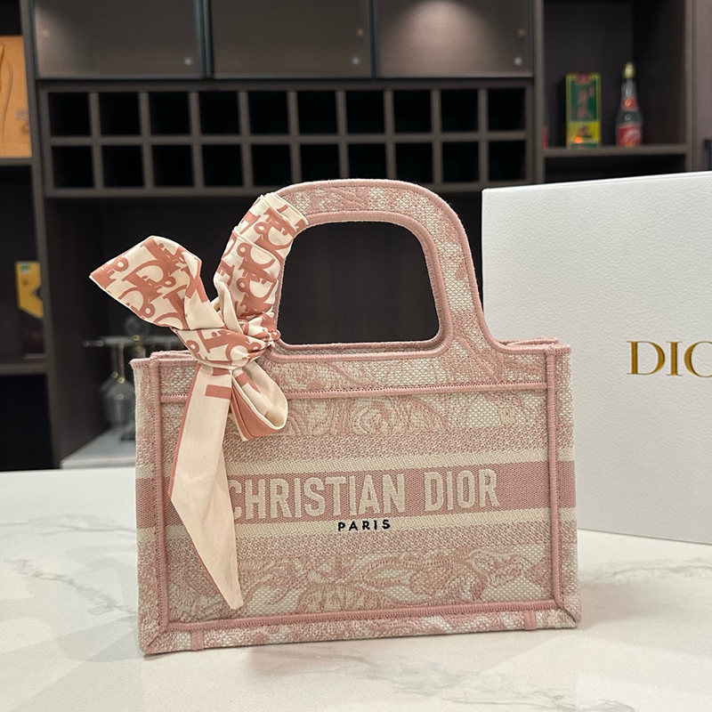ディオール DIOR ブックトートミニバッグ 刺繍 レディース