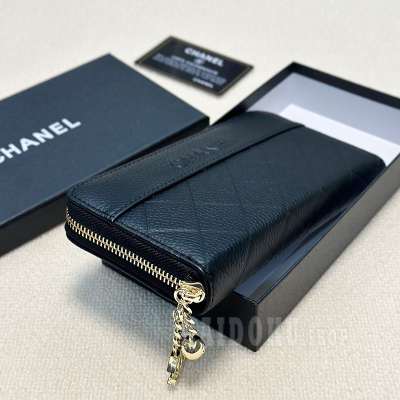 シャネル CHANEL ラウンドファスナー長財布 レディース