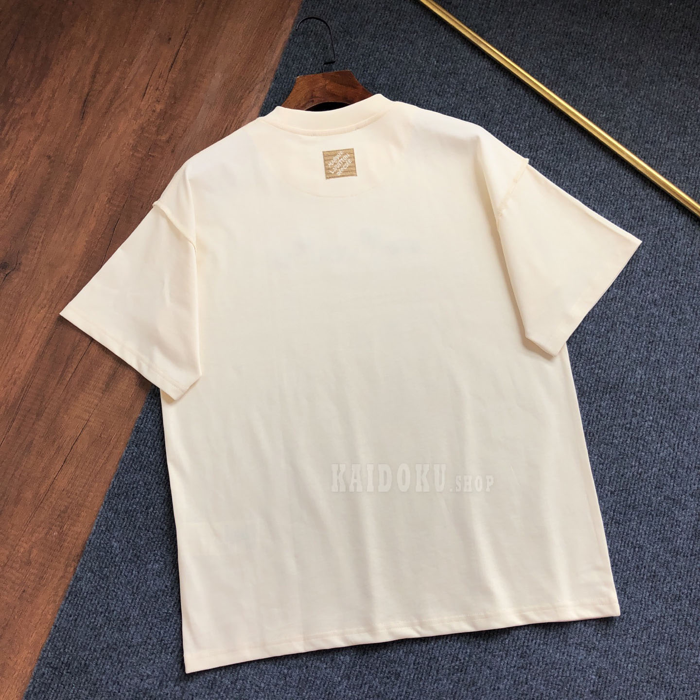 ルイヴィトン LOUIS VUITTON LV × The Darjeeling Limited 刺繍 コラボ Tシャツ メンズ＆レディース