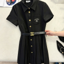 ブラック