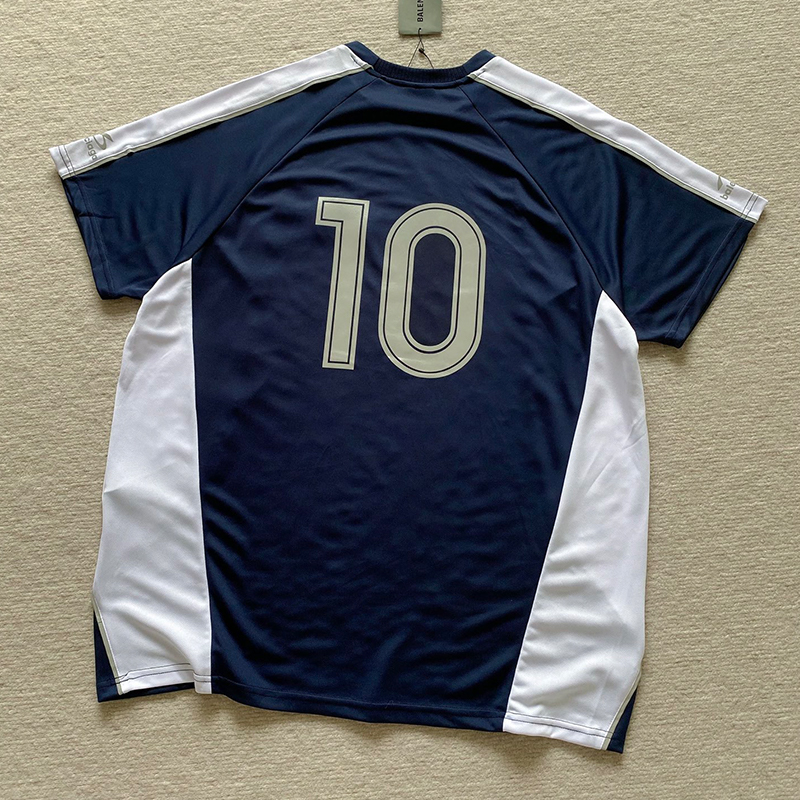 バレンシアガ 2026 夏 新作 半袖 Tシャツ レトロ サッカーユニフォーム メンズ 
