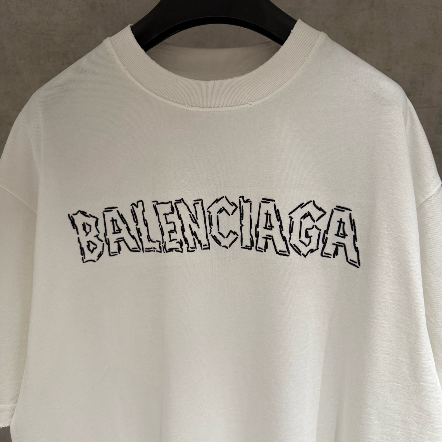 Balenciaga(バレンシアガ) 刺繍ロゴ Tシャツ 半袖 メンズ＆レディース