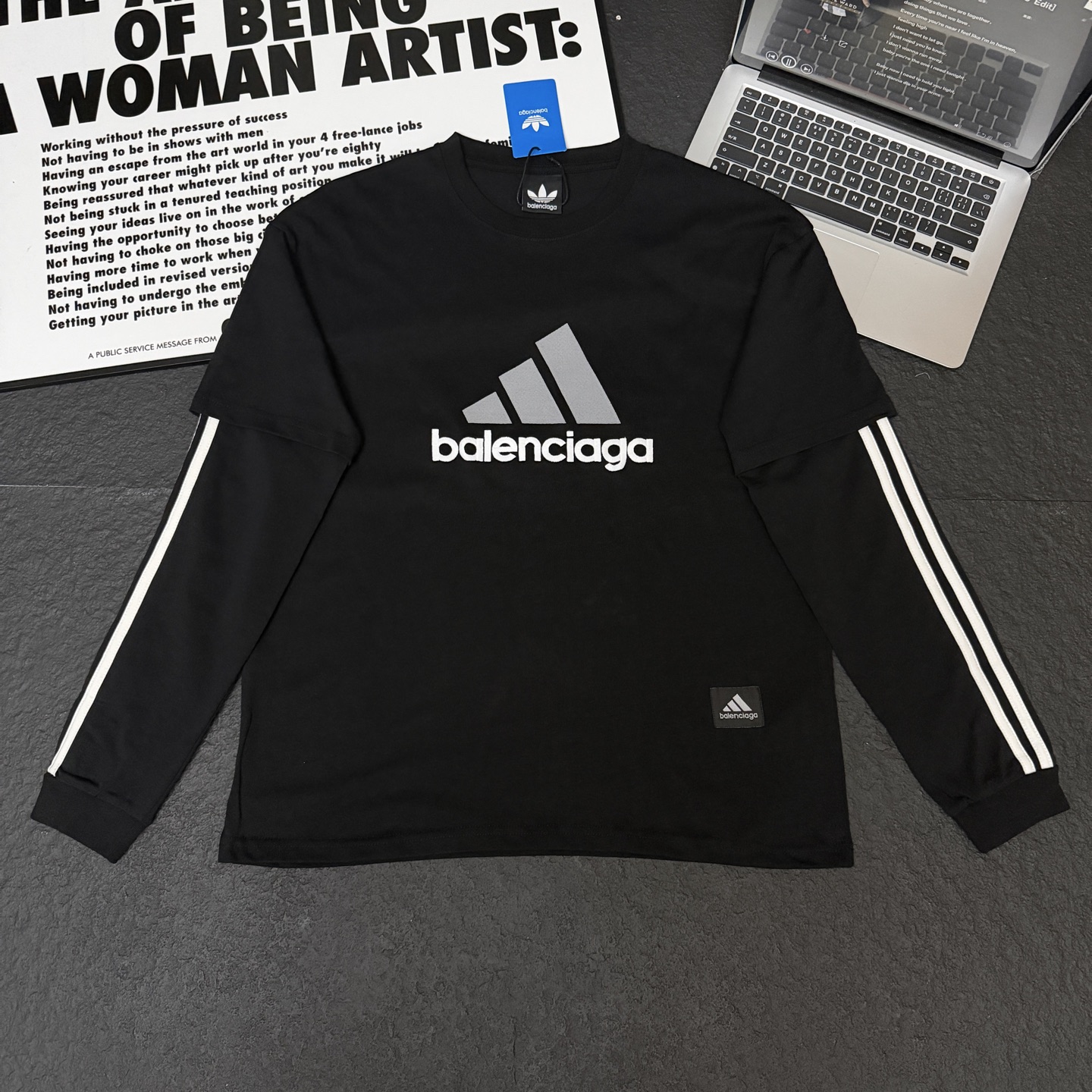 バレンシアガ BALENCIAGA × adidas® 2026新作 コラボ フェイクレイヤード クルーネックスウェット メンズ