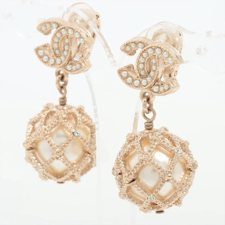 シャネル ココマーク A19C イヤリング(両耳用) GP×ラインストーン×フェイクパール ゴールド レディース