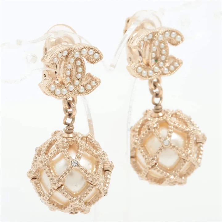 シャネル ココマーク A19C イヤリング(両耳用) GP×ラインストーン×フェイクパール ゴールド レディース