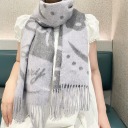 グレー