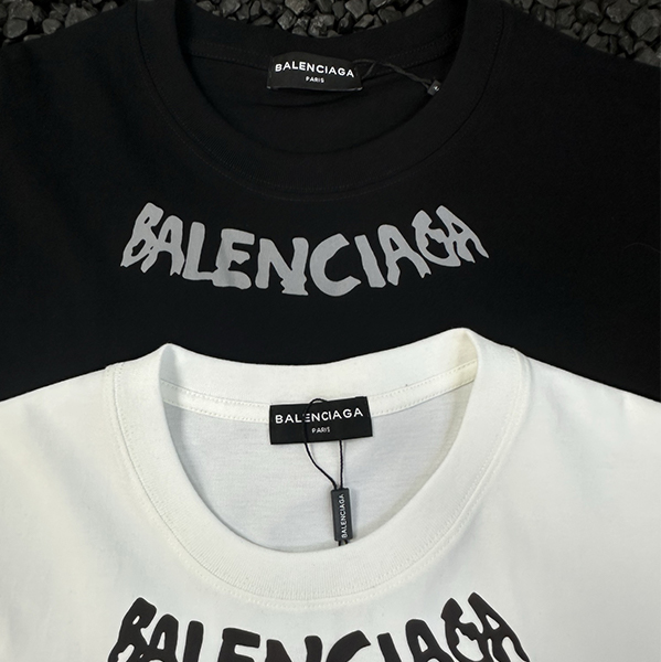 バレンシアガ Balenciaga 半袖 Tシャツ 2色 メンズ＆レディース
