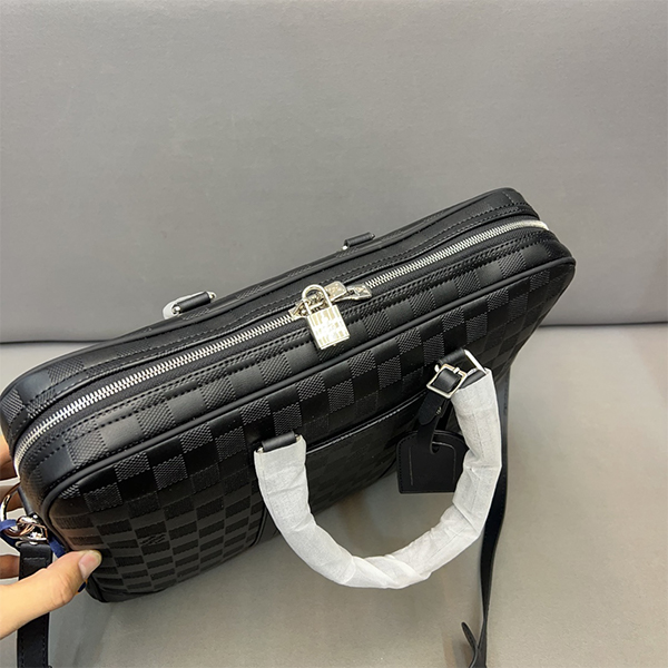 ルイ・ヴィトン LOUIS VUITTON ビジネスバッグ メンズ