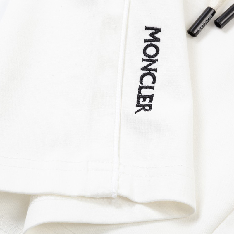   モンクレール（MONCLER）ショートパンツ メンズ 夏 2色選択可