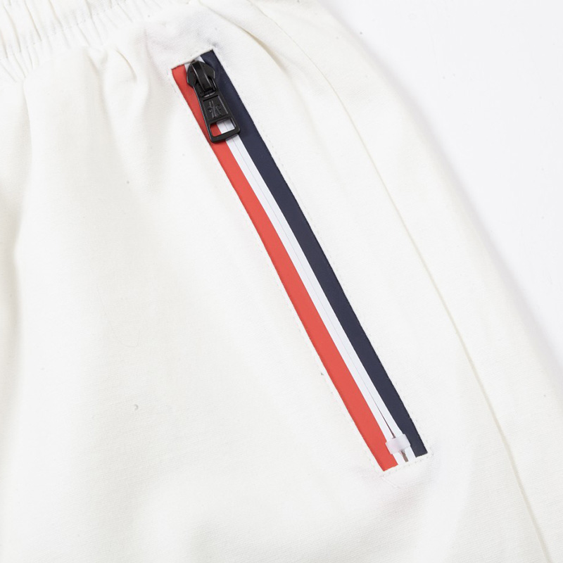   モンクレール（MONCLER）ショートパンツ メンズ 夏 2色選択可