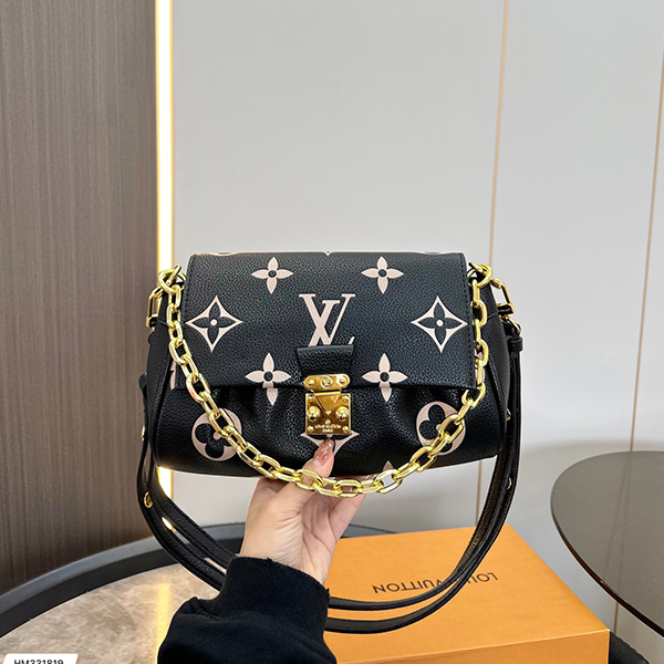 LOUIS VUITTON（ルイヴィトン）フェイボリット NM ショルダーバッグ
