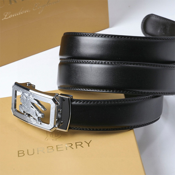 未使用品✨ BURBERRY LONDON バーバリー ベルト 牛革 根岸商会 未使用