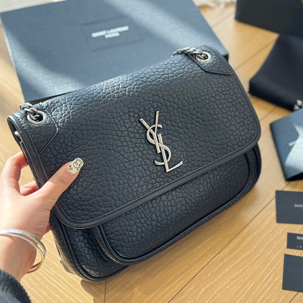 SAINT LAURENT サンローランエンベロープ ショルダーバッグ