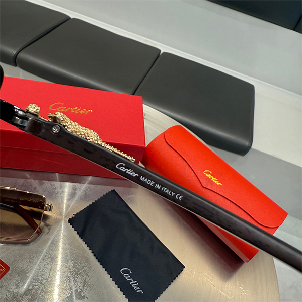 CARTIER  カルティエ 眼鏡 メガネ サングラス レディース ＆ メンズ