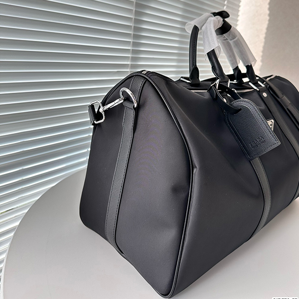 プラダ PRADA ボストンバッグ レディース メンズ